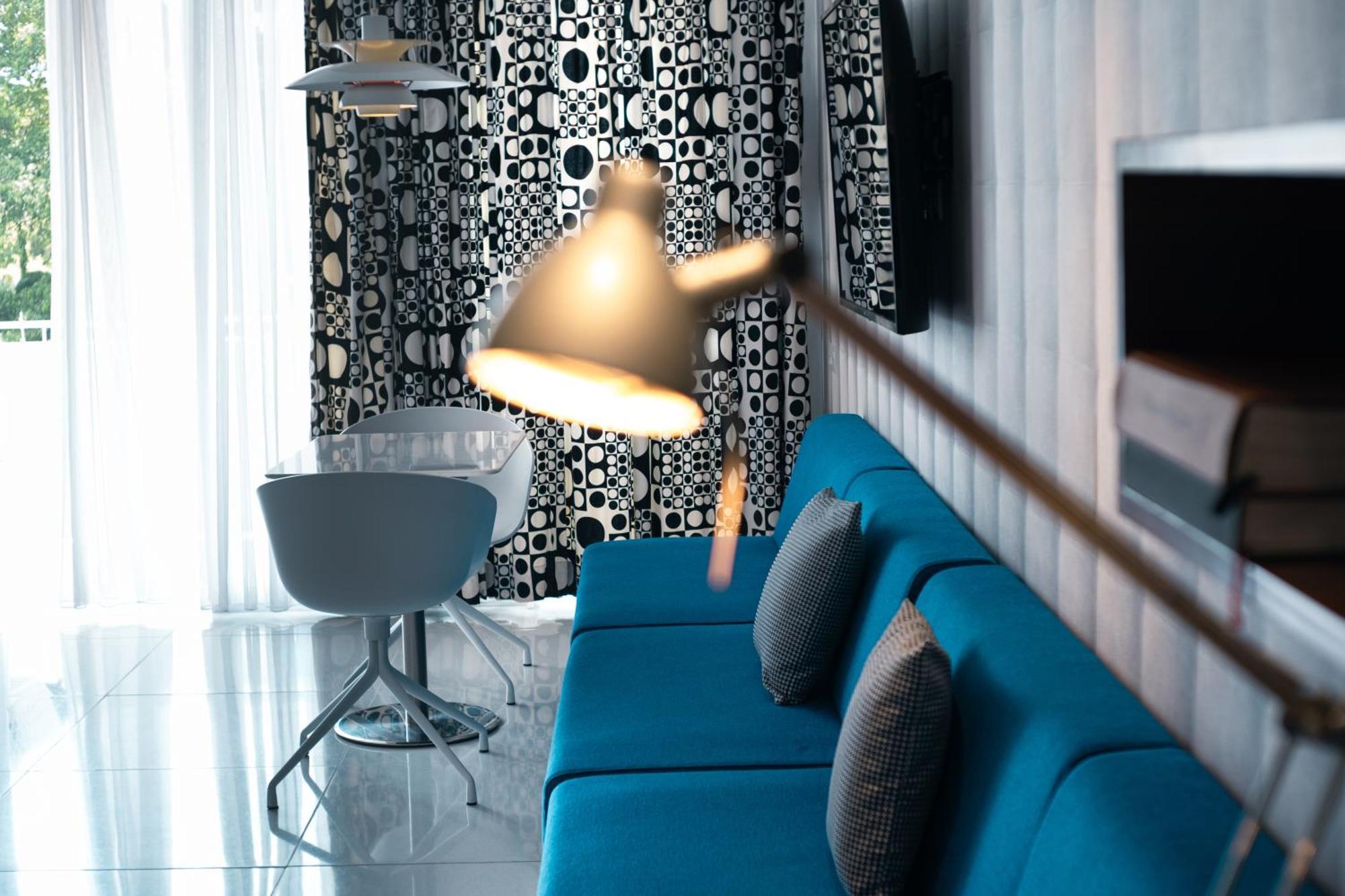 Chill Hotel Seminyak エクステリア 写真