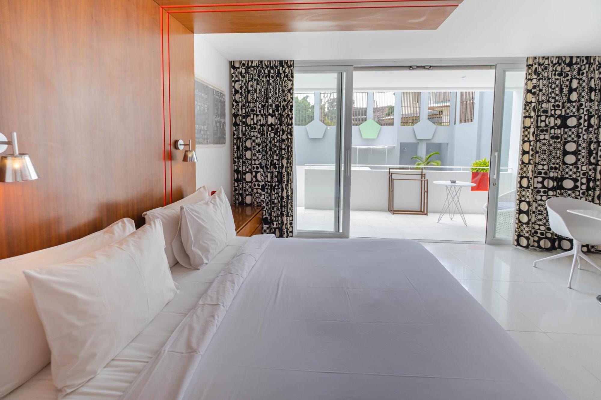 Chill Hotel Seminyak エクステリア 写真